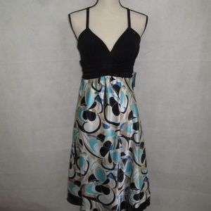 Intrigue Strap Dress size L Stretch Sleeveless New